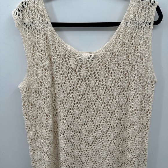 B BRONSON Vintage crotched sleeveless woman's tank. - Picture 7 of 9